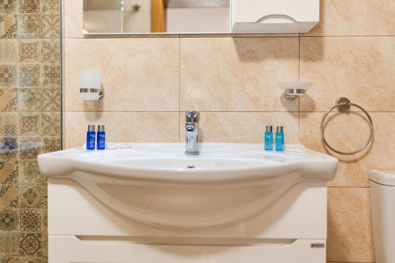 Deluxe And Central Garden Apartment Варна Екстериор снимка